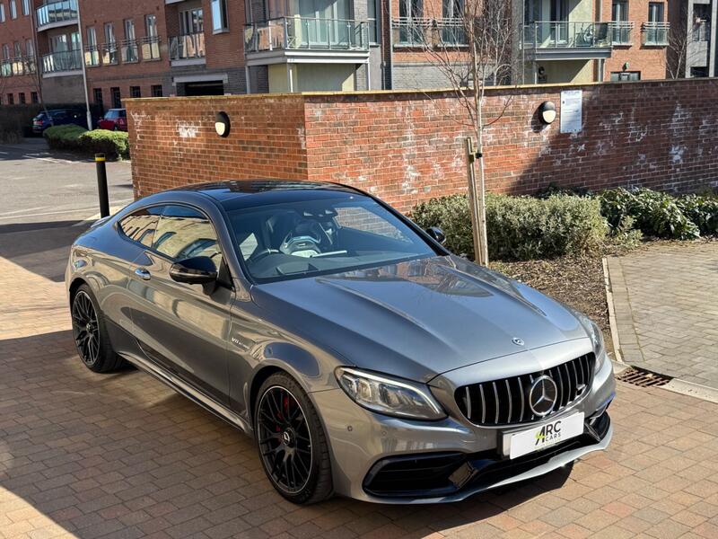 MERCEDES-BENZ C CLASS 4.0 C63 V8 BiTurbo AMG S Night Edition Prem Plus