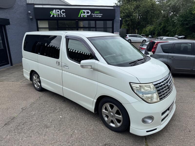 NISSAN ELGRAND 3.5 V6 Automatic Highway Star