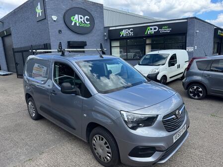 VAUXHALL COMBO 1.5 Turbo D 2000 Sportive