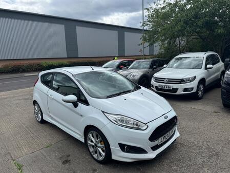 FORD FIESTA 1.0T EcoBoost Zetec S Euro 5 (s/s) 3dr