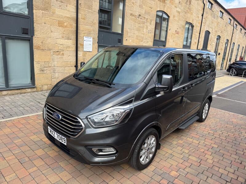 FORD TOURNEO CUSTOM 2.0 310 EcoBlue Titanium