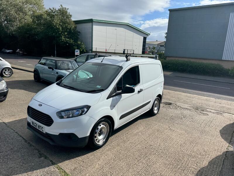 FORD TRANSIT COURIER 1.5 Transit Courier Leader Van 1.5L EcoBlue 75PS FWD 6 Speed Manual